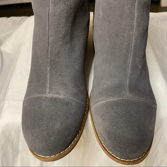 Toms Esme Iron Grey Suede & Jacquard Boots Women’s 6 Like New - Picture 6 of 14